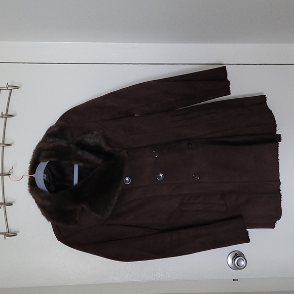 Brown faux shearling coat - Picture 8 of 8